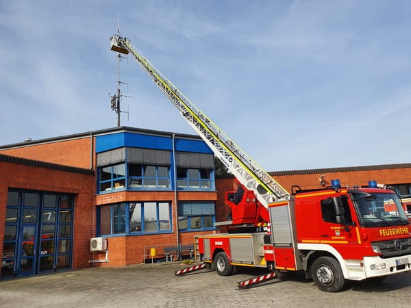 Dormagen setzt auf Helium: Smarte Stadtentwicklung mit Passantenzählung, Bewässerung und Hitzeschutz